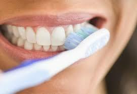 أهم المعلومات عن فرشاة الأسنان