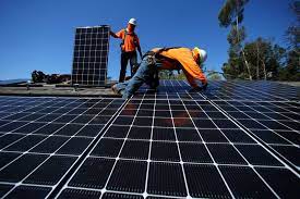 تقرير: أمريكا تخطط لتوليد نصف الكهرباء من مصادر الطاقة الشمسية بحلول 2035 - جريدة المال